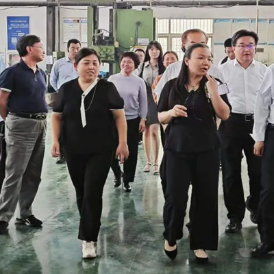 企業(yè)動態(tài) - 山東大學(xué)齊魯交通學(xué)院李利平院長一行來山東天工調(diào)研